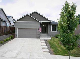 18275 Meadow Ave, Sandy, OR 97055