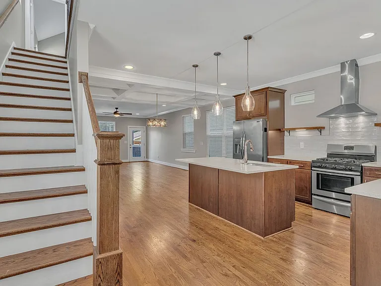 5212B Louisiana Ave — Photo 7