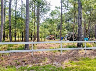 15 Tropicana Rd, Saint Helena Island, SC 29920