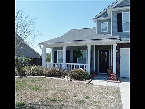 2nd image of 107 Waylon Dr