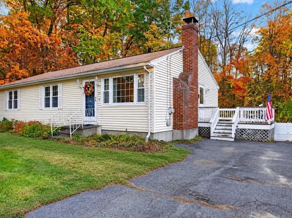 17 Notre Dame St, Leominster, MA 01453