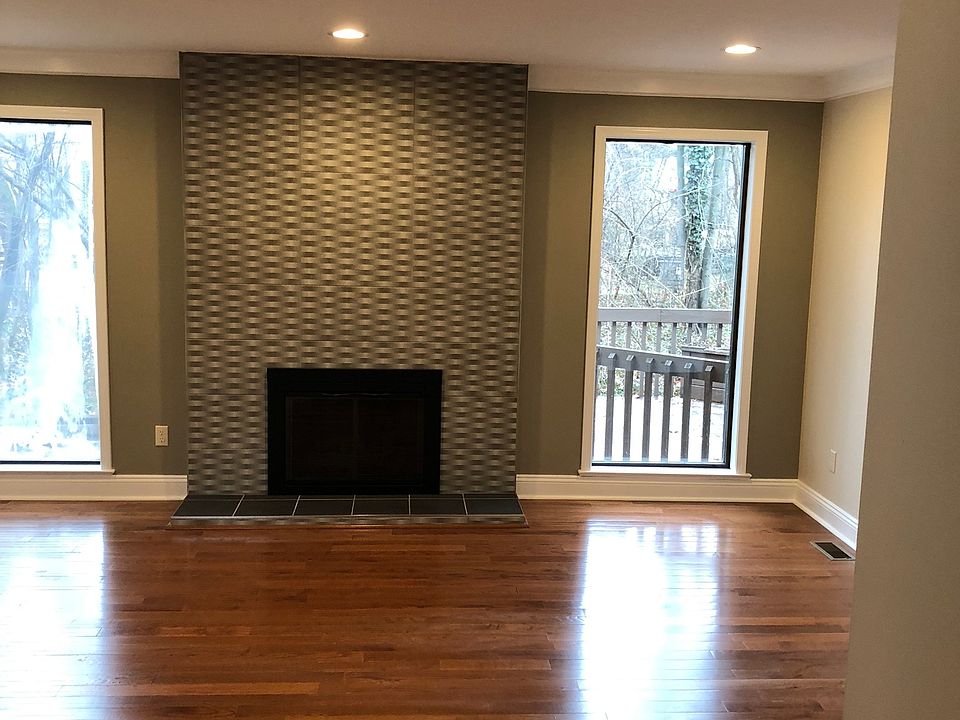 Great room with gasfireplace
