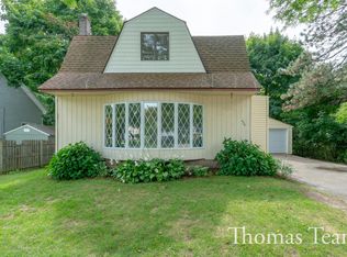 420 E Main St SE, Caledonia, MI 49316