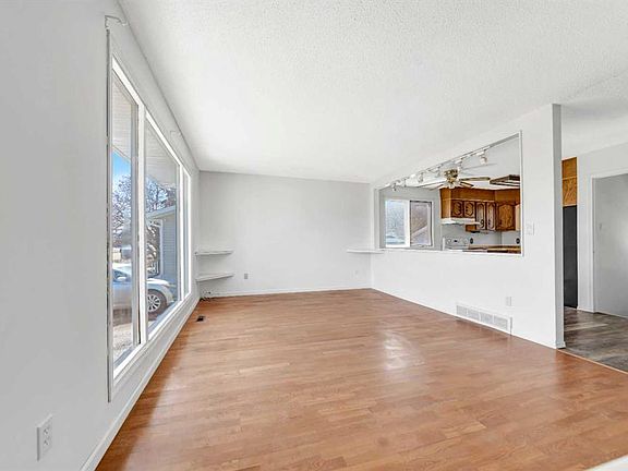 2nd image of 3510 E 57th Ave
