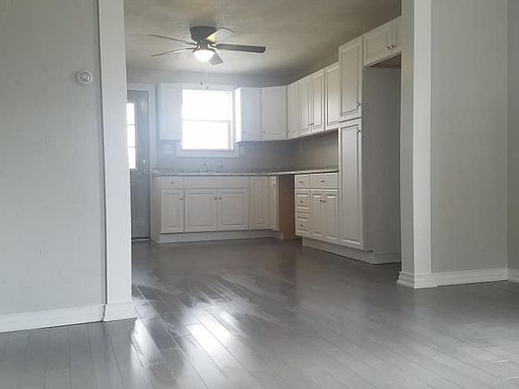 3rd image of 1229 Fayette Ave