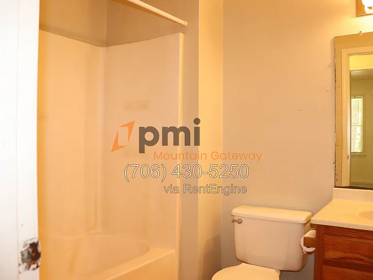 48 Primrose Dr — Photo 8