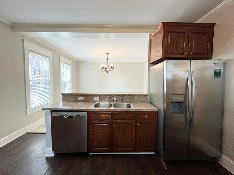 1810 Vale St — Photo 6
