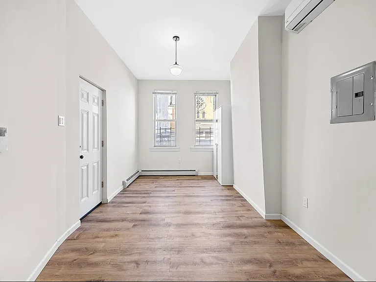 1820 Stanhope St #1L — Photo 5