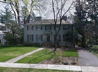 5304 Moorland Ln, Bethesda, MD 20814