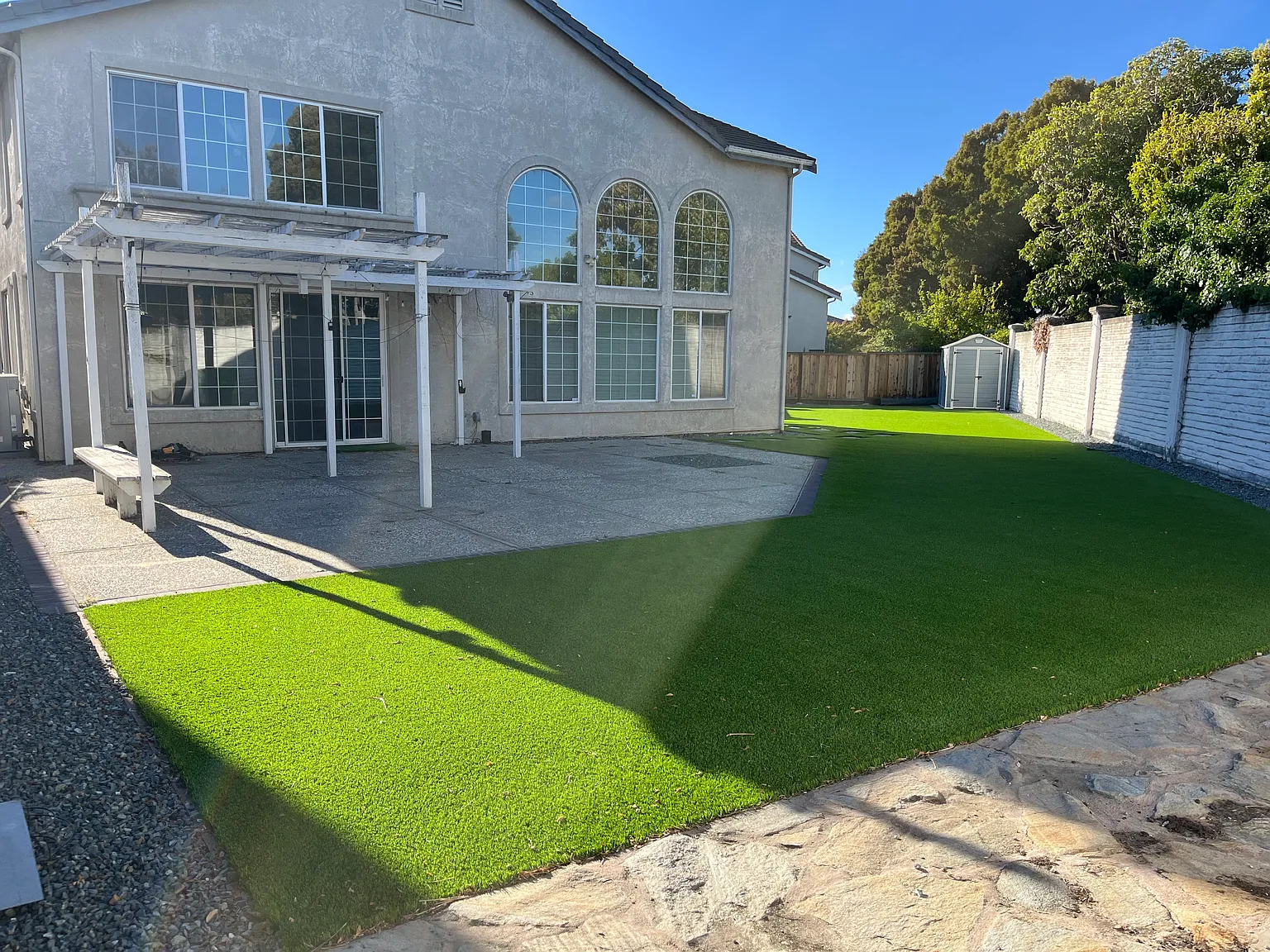 5 bed, 2822 sqft, $5,800 — Photo 2
