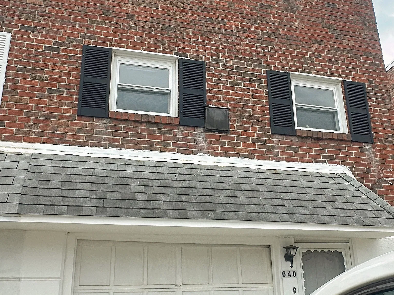 3 bed, 2.5 bath, 1354 sqft, $2,000 — Photo 1