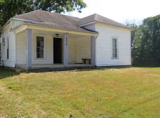 2040 Wildersville Rd, Wildersville, TN 38388