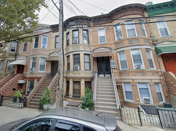 6062 69th Ave, Ridgewood, NY 11385