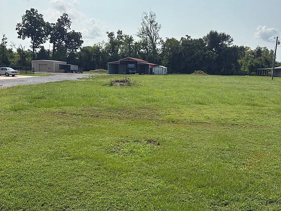 2nd image of 38043 Osten Beard Rd
