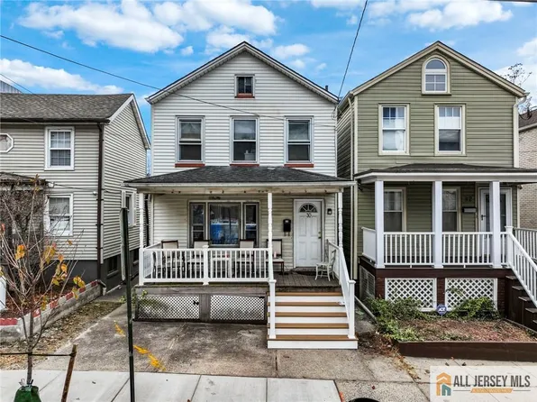 30 Division St, New Brunswick, NJ 08901