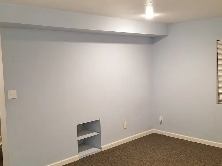 2566 S Halifax St — Photo 13