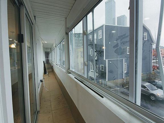 5th image of 69 Washburn St Floor 1