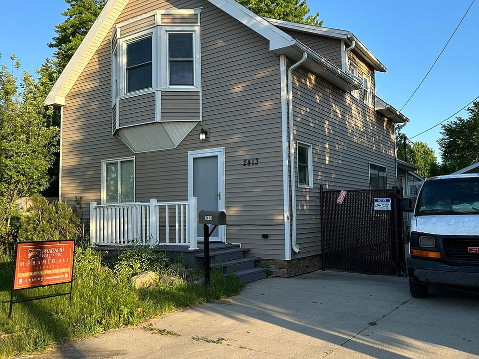 1st image of 2413 Weiss St