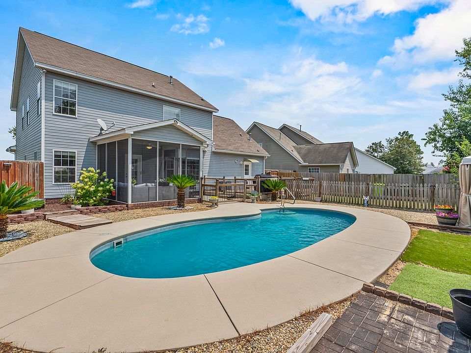 1st image of 438 Indigo Ridge Dr