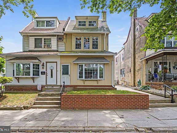 2nd image of 6127 Glenloch St