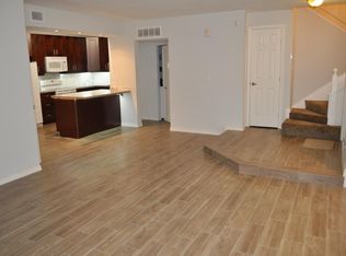 2700 S University Dr APT 7B, Fort Lauderdale, FL 33328