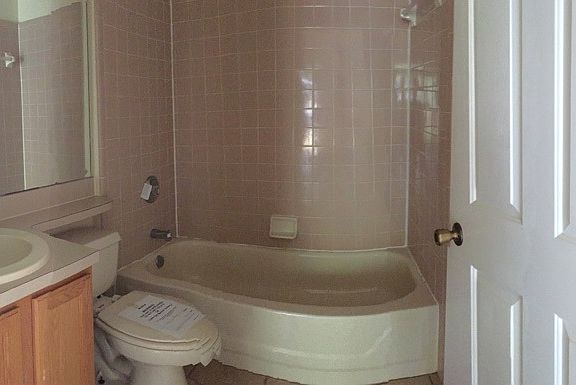 3rd image of 381 W De Carlo Dr