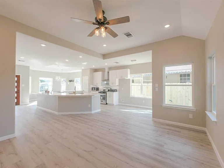 10274 Porto Rico Rd — Photo 13