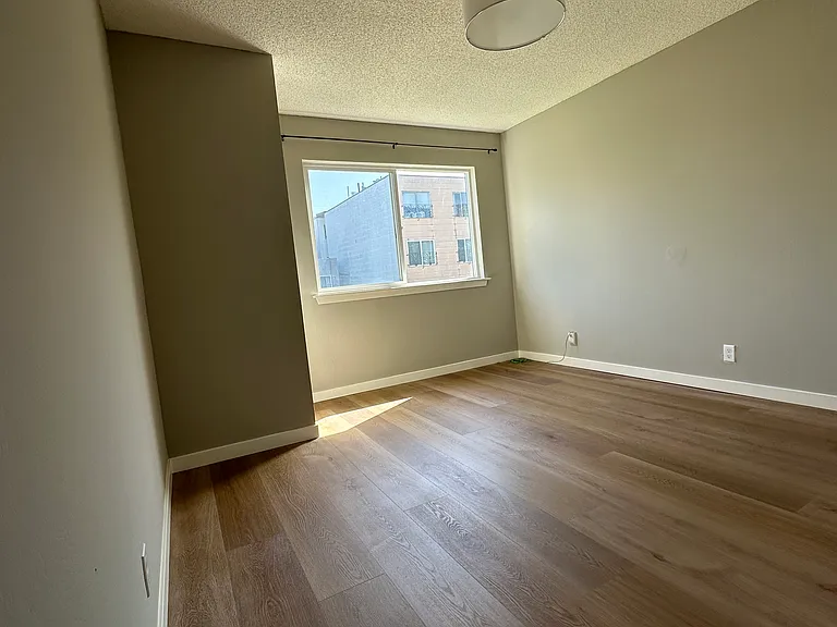 462 25th Ave #1 — Photo 8