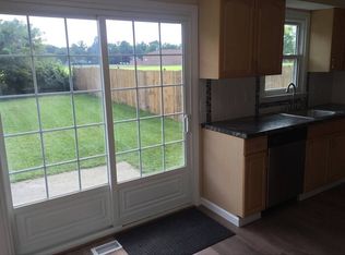 2626 Texel Dr, Kalamazoo, MI 49048