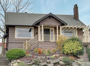 8219 15th Ave NE, Seattle, WA 98115