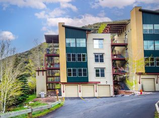 511 Metcalf Rd APT G19, Avon, CO 81620