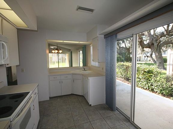 4th image of 866 Chatham Dr