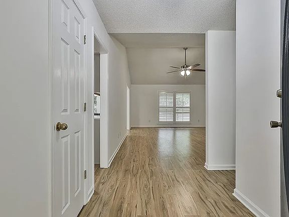 2nd image of 177 Suwanee Ct