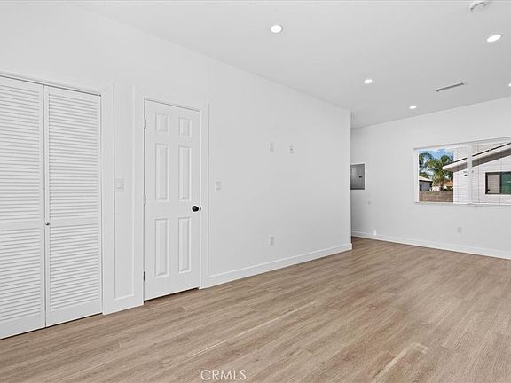 5th image of 13538 Remington St