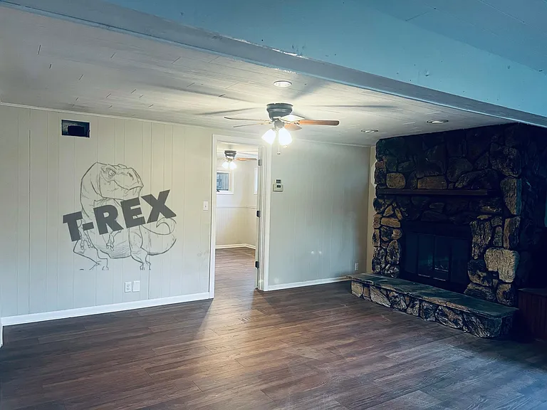 10926 W Edgewood Rd — Photo 8