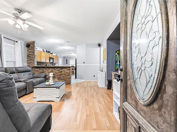 5th image of 20723 Dewberry Creek Ln