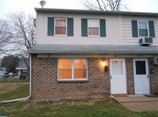 902 N York Rd #5, Willow Grove, PA 19090
