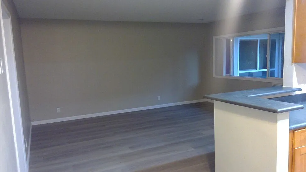 1 bed, 800 sqft, $2,150 — Photo 3