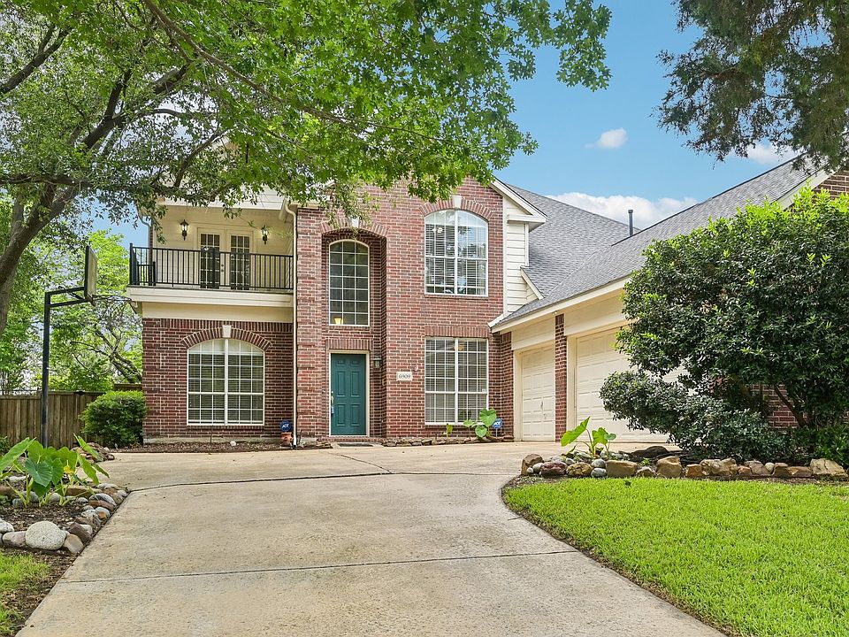 1st image of 6909 Twin Ponds Dr