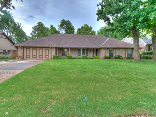 106 N Trail Ridge Rd, Edmond, OK 73012