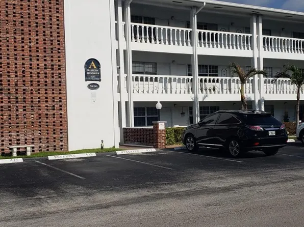 5201 NE 24th Terrace #210, Fort Lauderdale, FL 33308