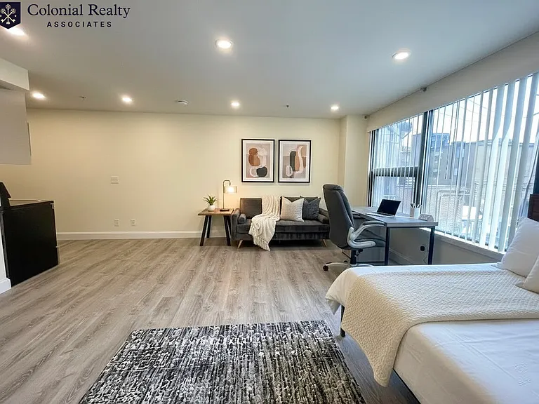1034 Commonwealth Ave #202 — Photo 4