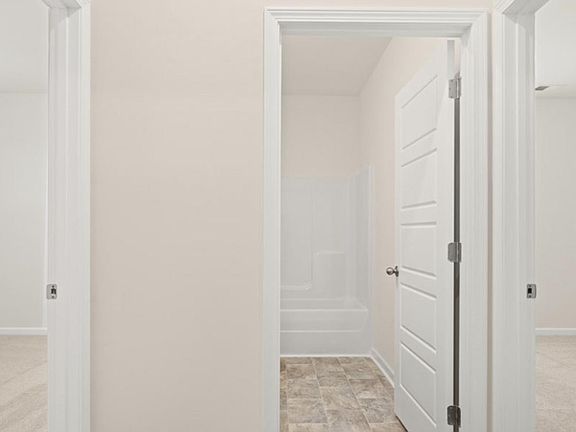 4th image of 107 Taylor Woods Ct