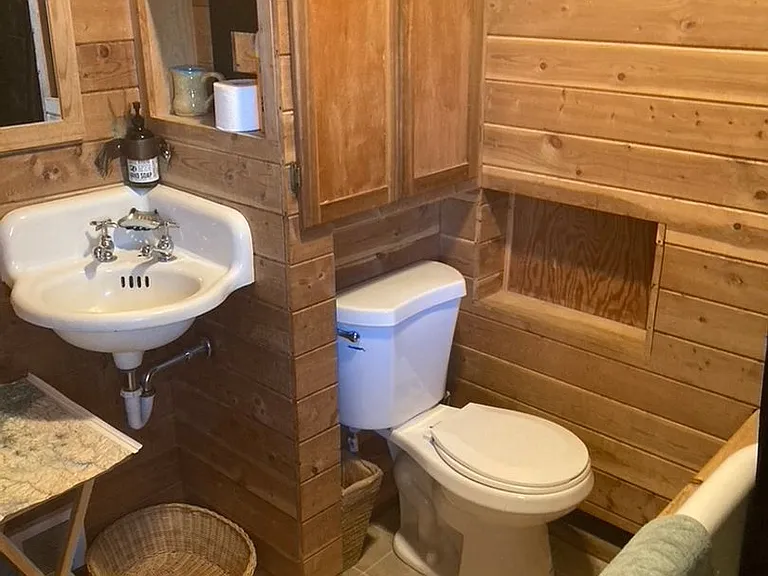 250 Pheasant Rd — Photo 5
