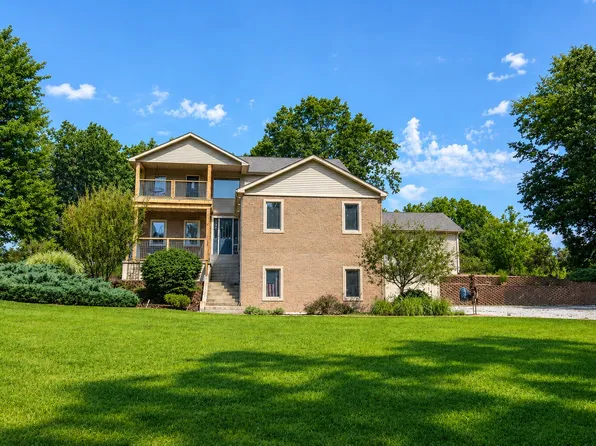 8840 E 150 S, Knox, IN 46534
