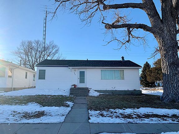 4th image of 344 Logan Ave
