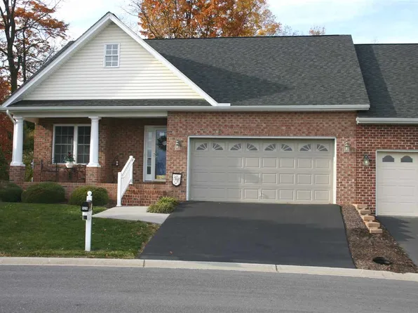 525 Hickory Grove Cir, Harrisonburg, VA 22801