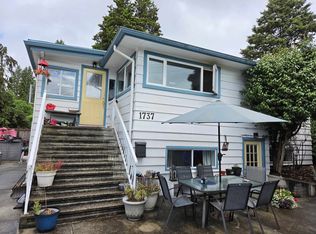 1737 Larson Rd, North Vancouver, BC V7M 2Z4