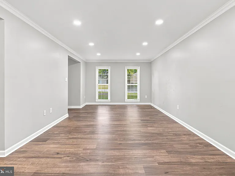 11414 Bronzedale Dr — Photo 22