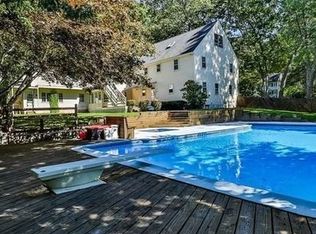 17 Ann Lee Rd, Harvard, MA 01451